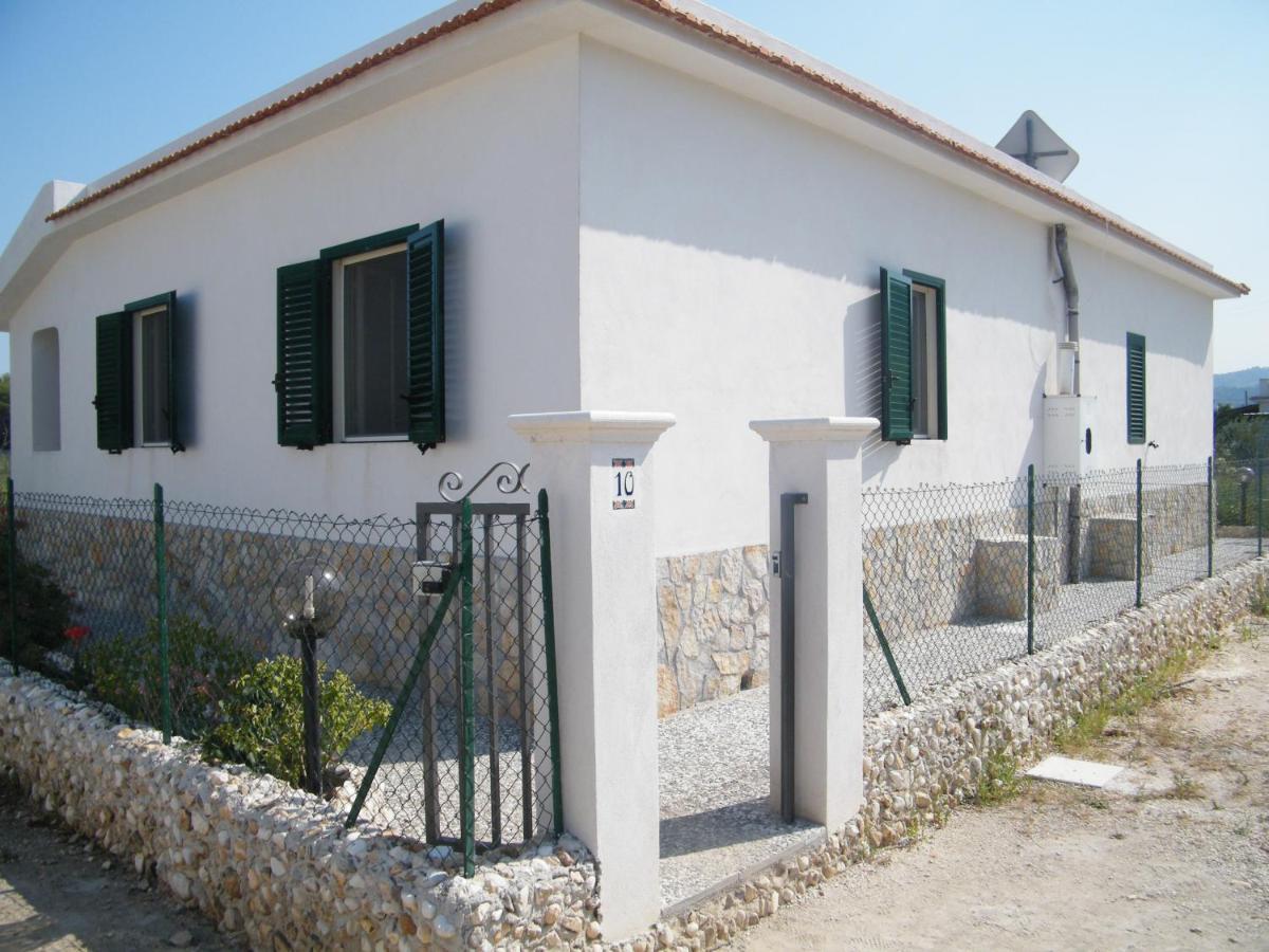 Villini Giovanna Disanti * Vieste